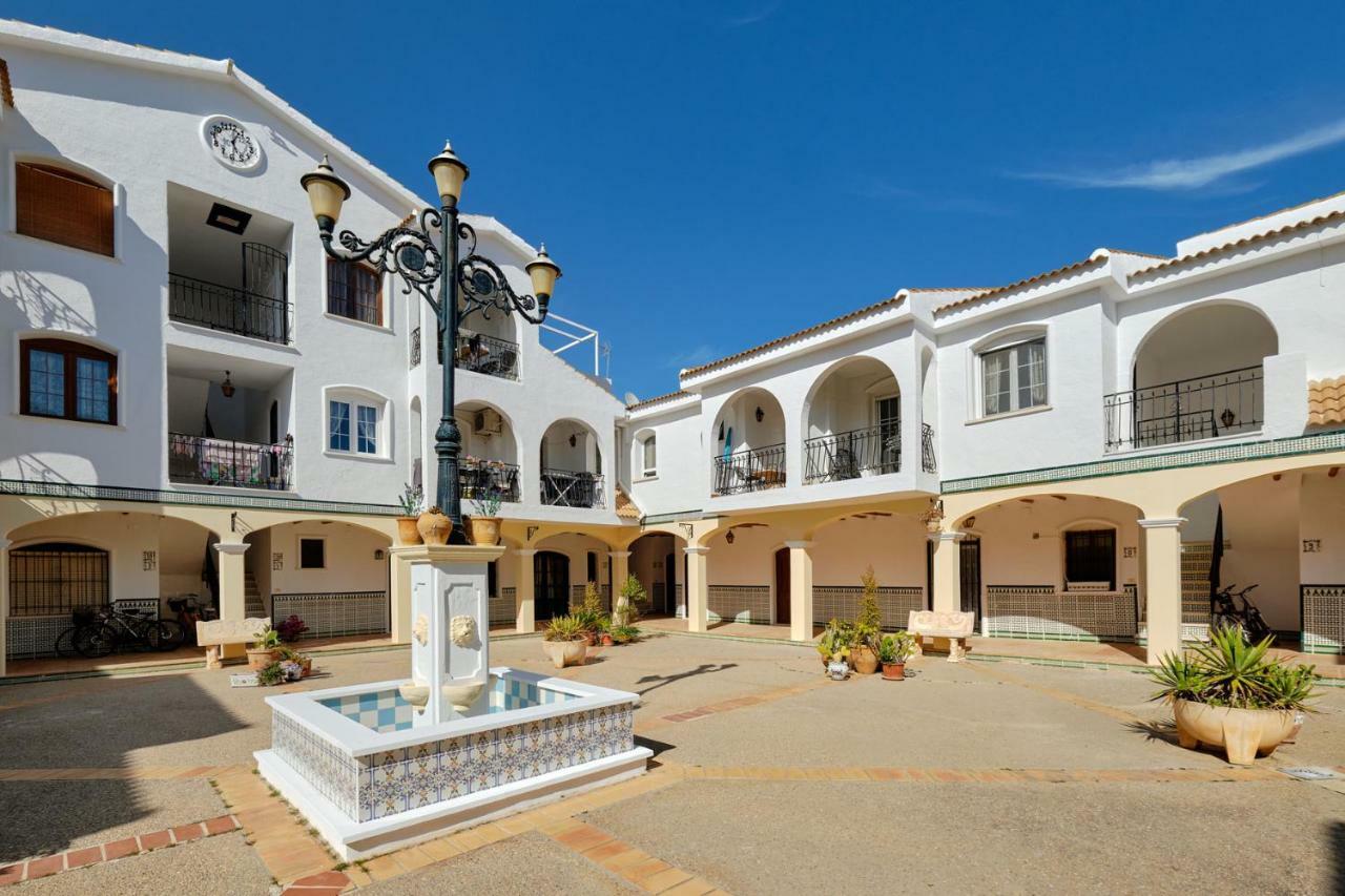 Pueblito La Zenia Beach Dehesa de Campoamor  Ngoại thất bức ảnh